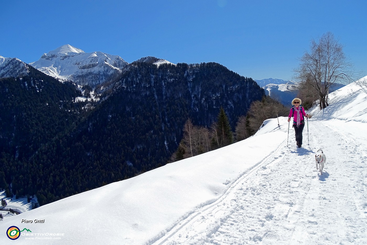 16 Si cammina bene sulla neve battuta.JPG -                                
